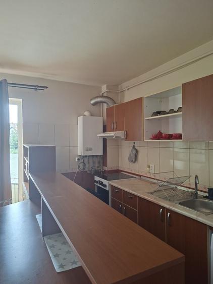 Apartament cu 2 camere decomandat în Turnișor