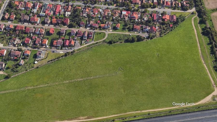 Teren de 1734 mp, în Aradul Nou