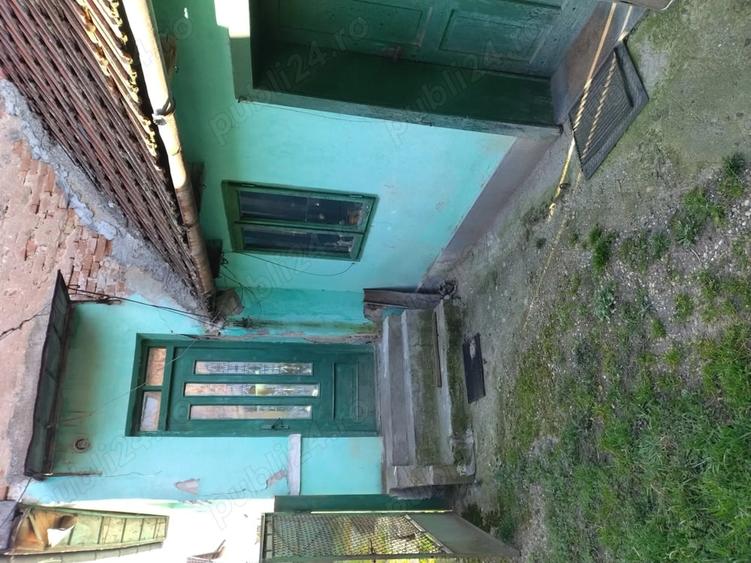 Casă cu Teren 455 Mp în Central