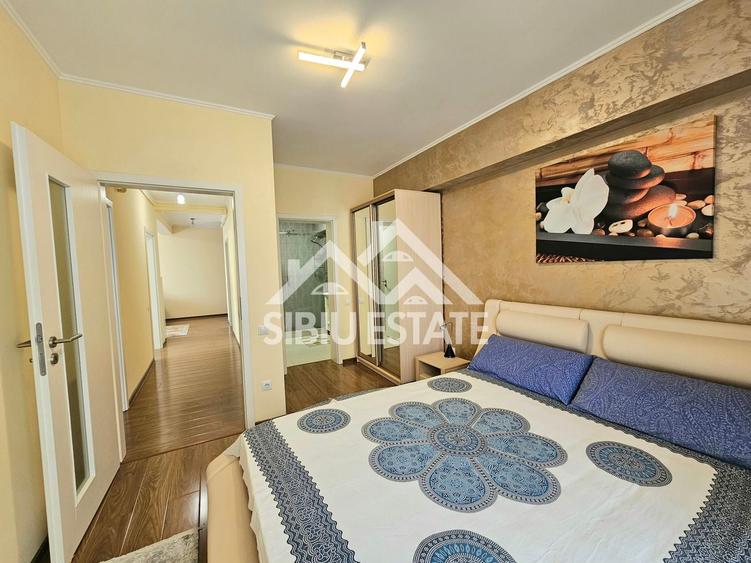 Apartament cu 3 camere decomandat, mobilat în Turnișor