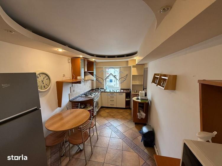 Apartament cu 3 camere decomandat în Central