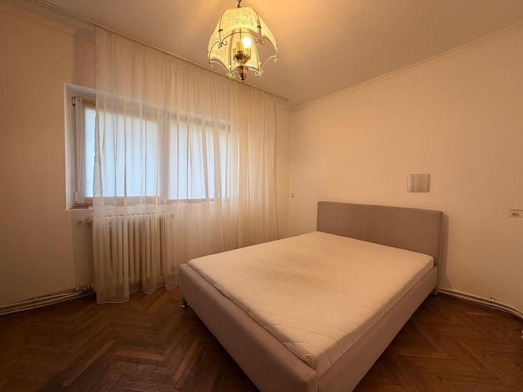 Apartament cu 3 camere decomandat, mobilat în Mănăștur