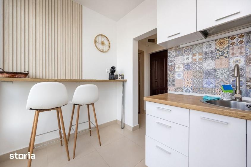Apartament cu 3 camere în Romană