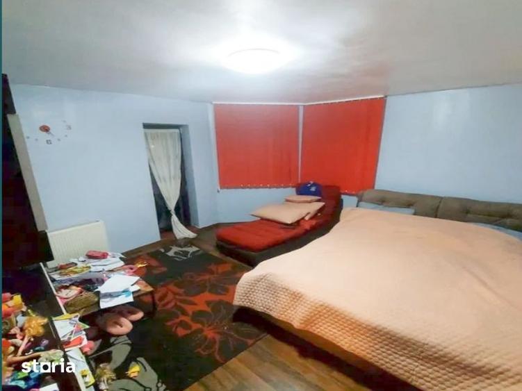 Apartament cu 4 camere decomandat în Central