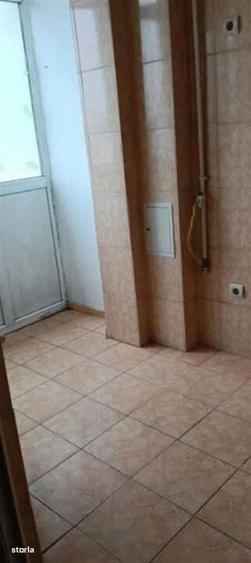 Garsonieră decomandată în Rahova