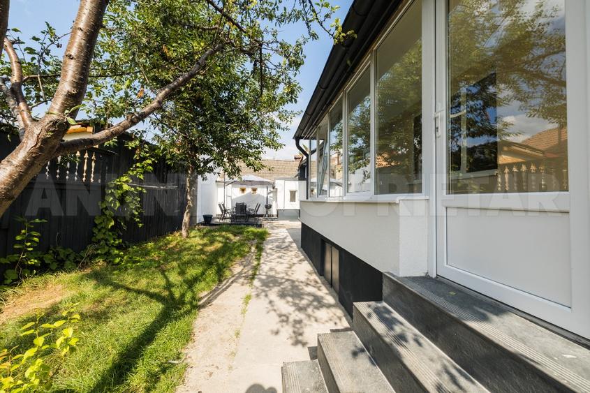 Casă individuală cu 3 camere cu Teren 640 Mp în Central