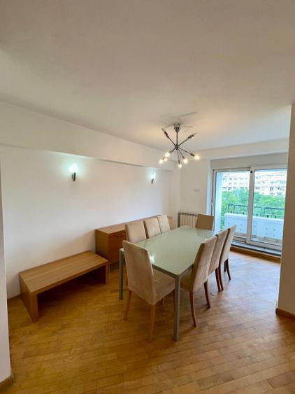 Apartament cu 5 camere, mobilat în Unirii