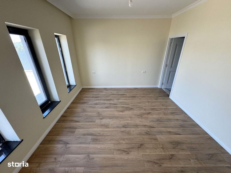 Casă cu 4 camere în Dancu