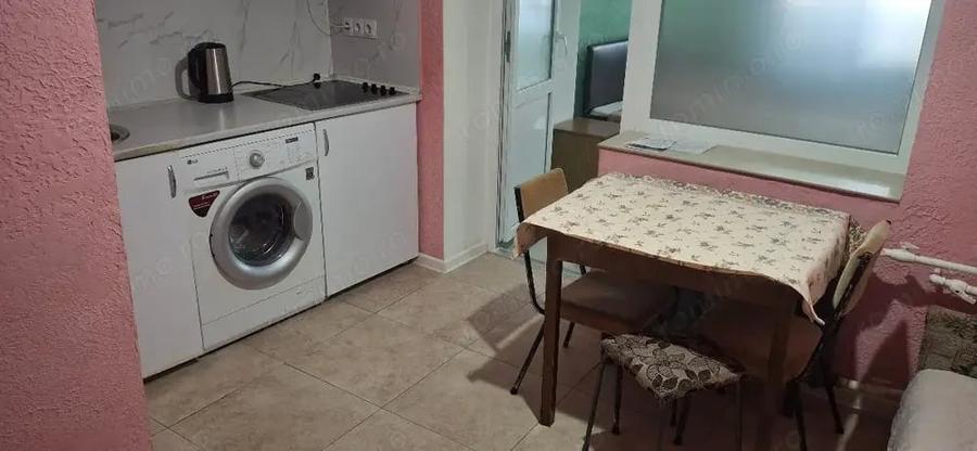 Garsonieră în Fratelia