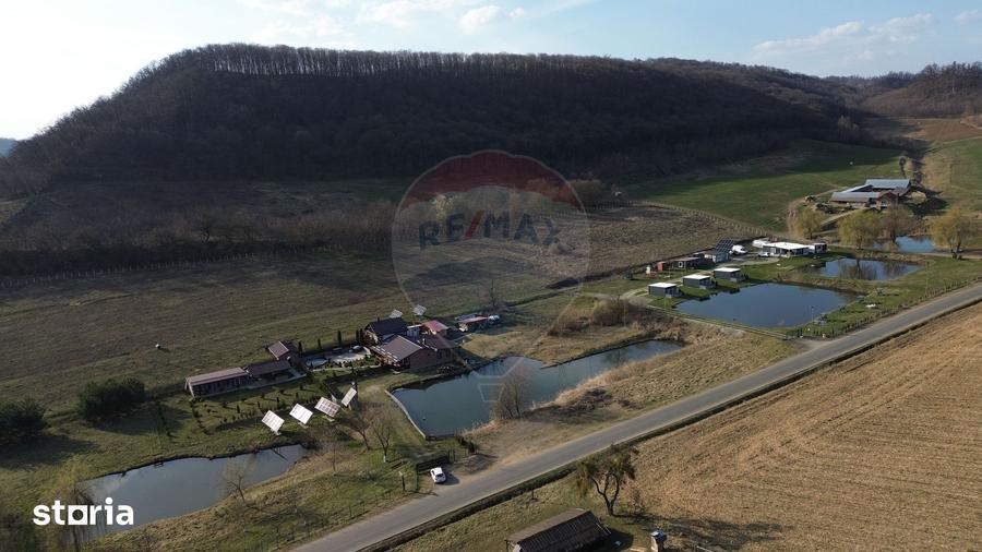 Teren de 7000 mp, în Laslea