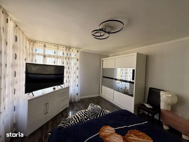 Casă cu 4 camere cu Teren 1200 Mp în Lenin Sud