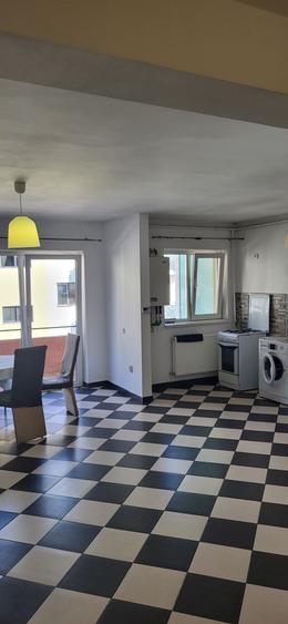 Apartament cu 2 camere decomandat în Florești