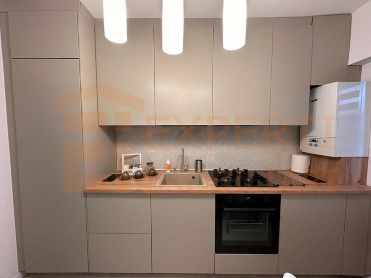 Apartament cu 2 camere decomandat, mobilat în Capitol