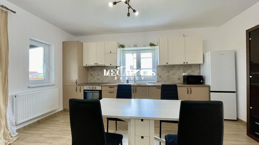 Duplex cu 3 camere cu Canalizare în Tărlungeni