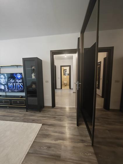 Apartament cu 2 camere decomandat în Tomis Plus