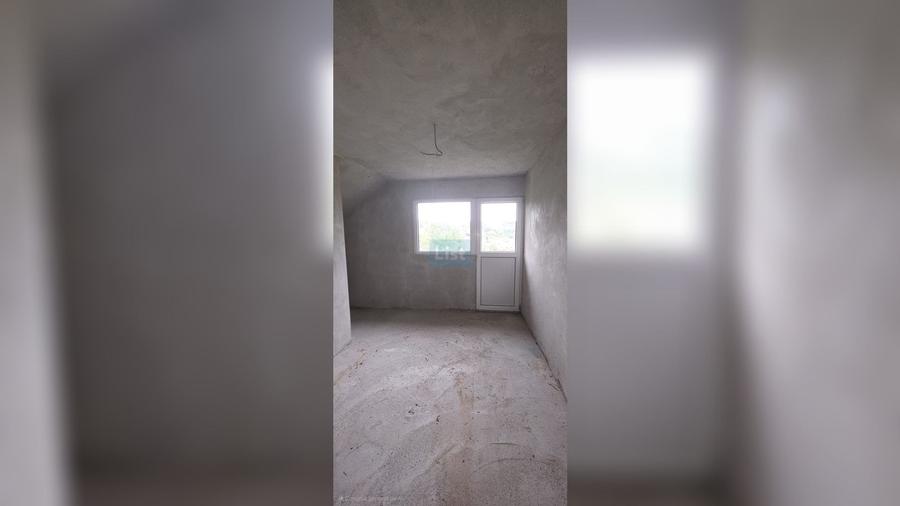 Casă cu 4 camere cu Teren 800 Mp în Nord-Est