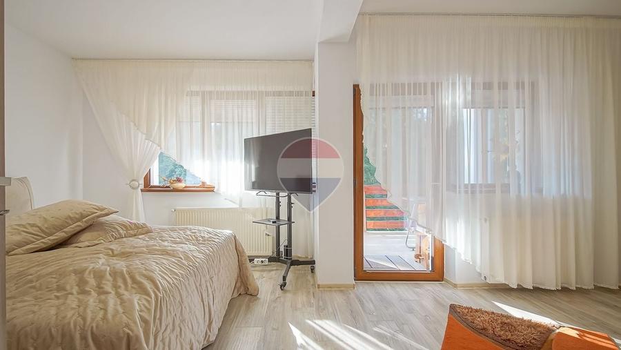 Apartament cu 4 camere decomandat, mobilat în Cioplea