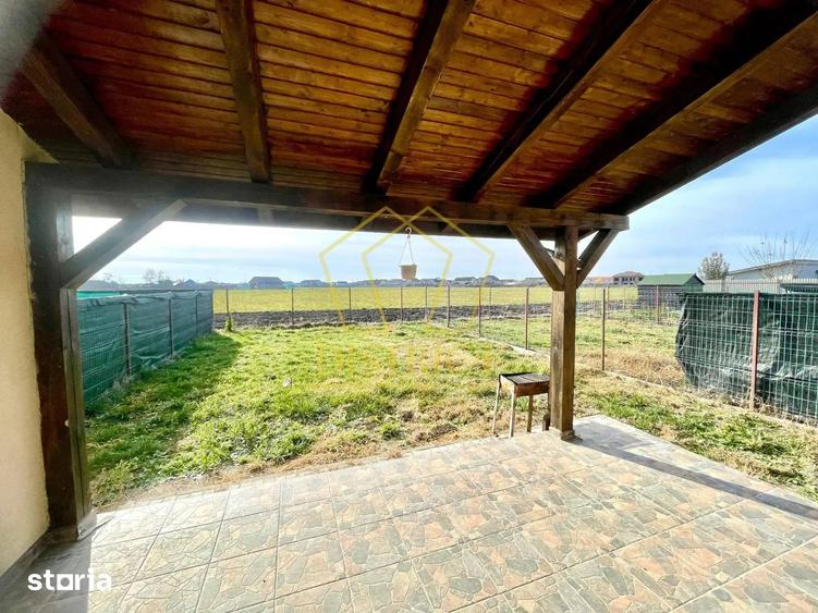 Casă cu 3 camere cu Teren 330 Mp în Moșnița Nouă