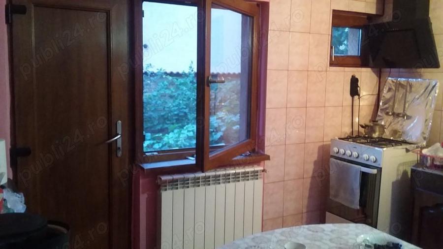 Casă cu 6 camere cu Teren 540 Mp în Traian