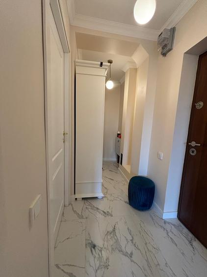 Apartament cu 3 camere în P-ța Muncii