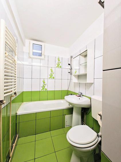 Apartament cu 2 camere nedecomandat în Calea Dumbrăvii
