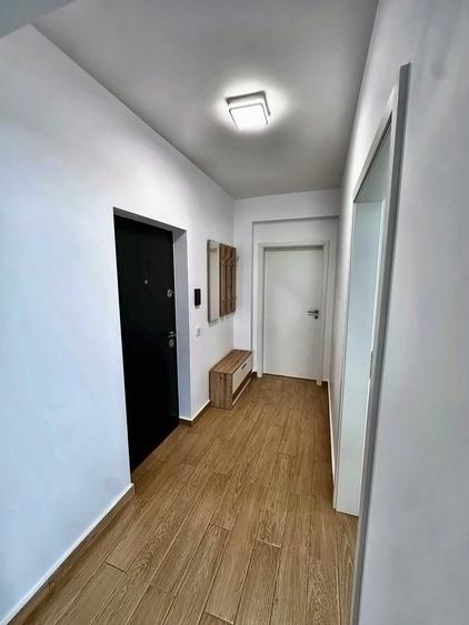 Apartament cu 3 camere decomandat în Sânpetru