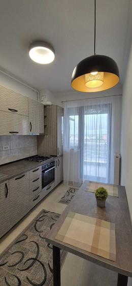 Apartament cu 2 camere decomandat în Energia