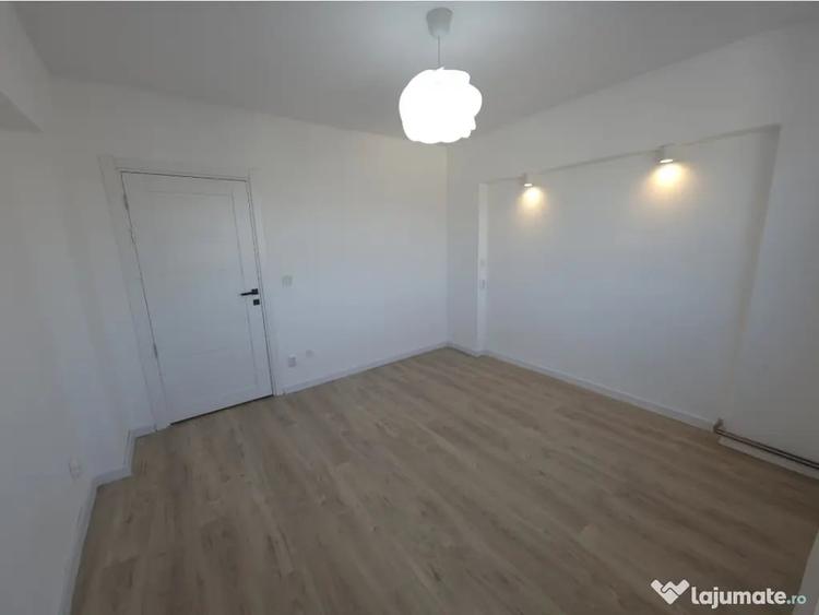 Apartament cu 4 camere decomandat în Frumoasa
