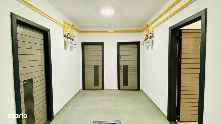 Apartament cu 6 camere decomandat în Central