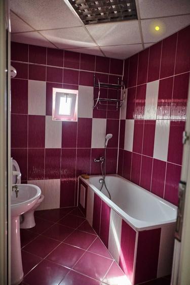 Apartament cu 2 camere decomandat în Exterior Vest