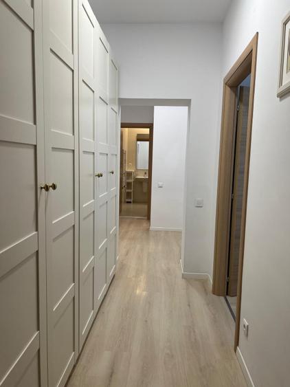 Apartament cu 3 camere decomandat în Floreasca