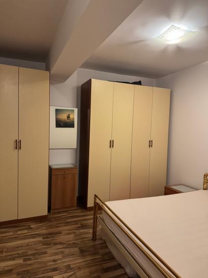 Apartament cu 2 camere semidecomandat în Prelungirea Ghencea
