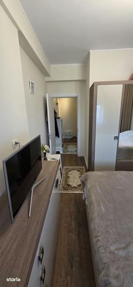 Apartament cu 3 camere decomandat în Craiovei