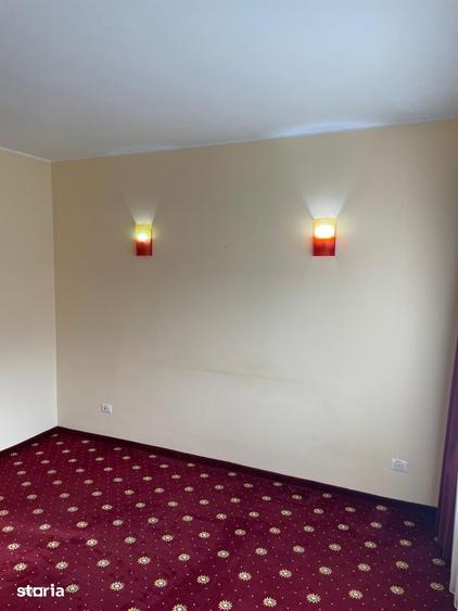 Spațiu comercial, de 28 mp, în Central