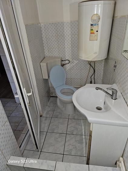 Garsonieră semidecomandată în CET