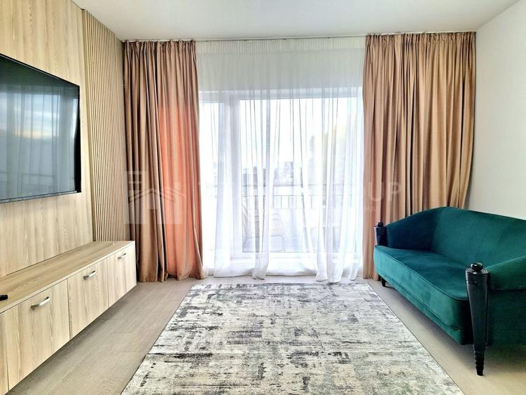 Garsoniera superba, cu balcon - Bloc Eleven, langa Coresi - 1