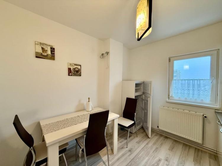 Apartament cu 2 camere decomandat, mobilat în Mihai Viteazul