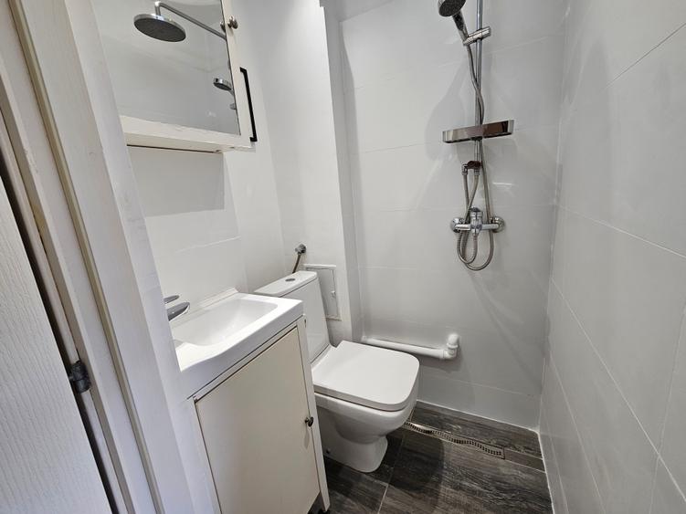 Garsonieră decomandată în Complex Studențesc