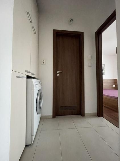 Apartament cu 3 camere decomandat în Lipovei