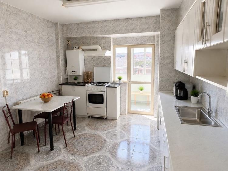 Apartament cu 2 camere decomandat în Dosu Bricii