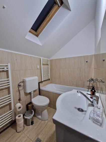 Apartament cu 2 camere decomandat în Dorobanților