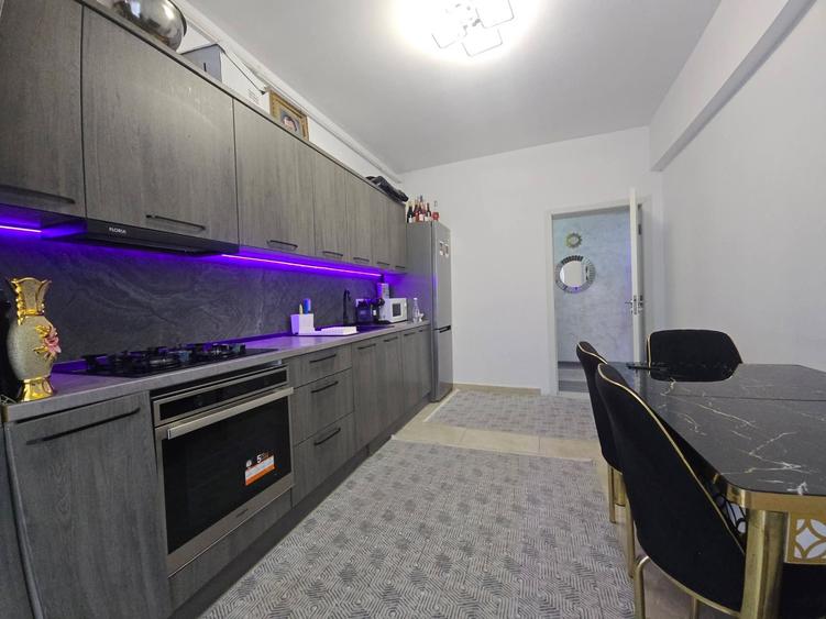 Apartament cu 2 camere decomandat în Dobroești