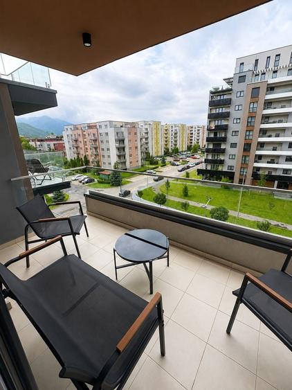 Apartament cu 2 camere decomandat în Avantgarden