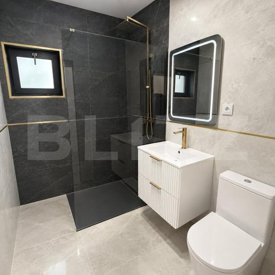 Casă individuală cu 3 camere cu Teren 220 Mp în Sud-Est