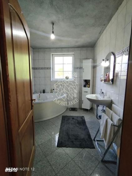 Casă cu 4 camere cu Teren 1400 Mp în Șieu
