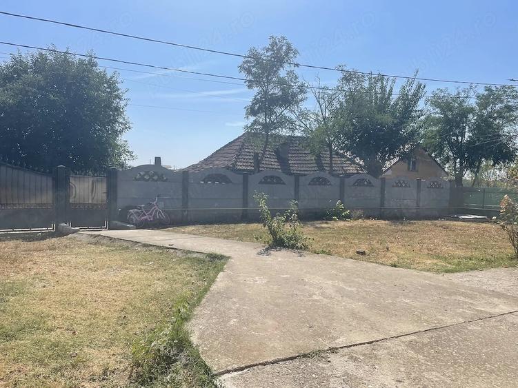 Casă cu Teren 518 Mp în Central