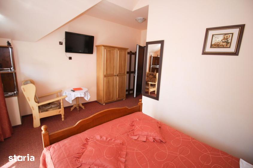 Vila de vanzare in Sinaia investitie ideala in inima statiunii - 2