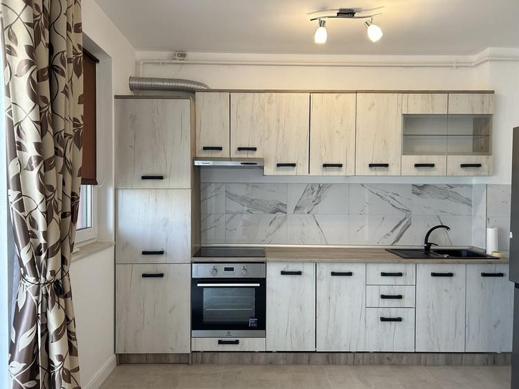 Apartament cu 2 camere decomandat în Exterior Vest