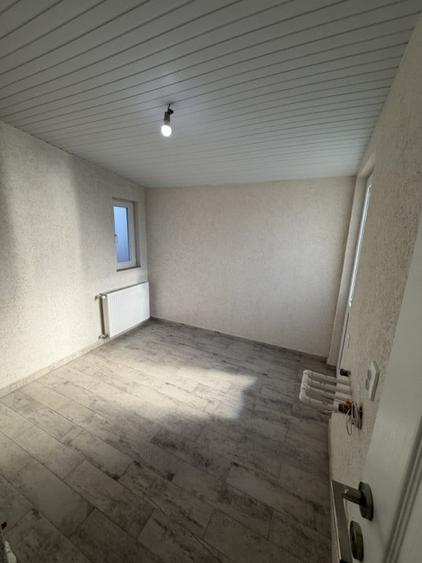 Casă cu 3 camere cu Teren 358 Mp în Joița