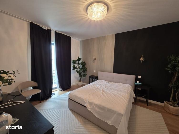 Apartament cu 3 camere semidecomandat în Universitate
